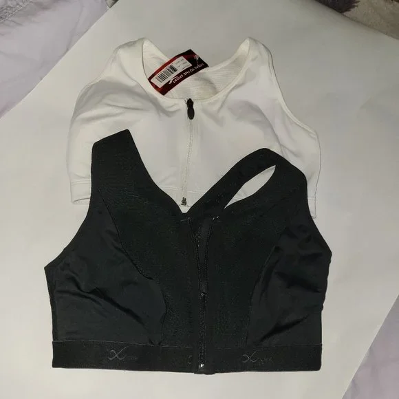 Six Sport Bras - Saucony, CW-X, Moving Comfort, Champion - Picture 2 of 16